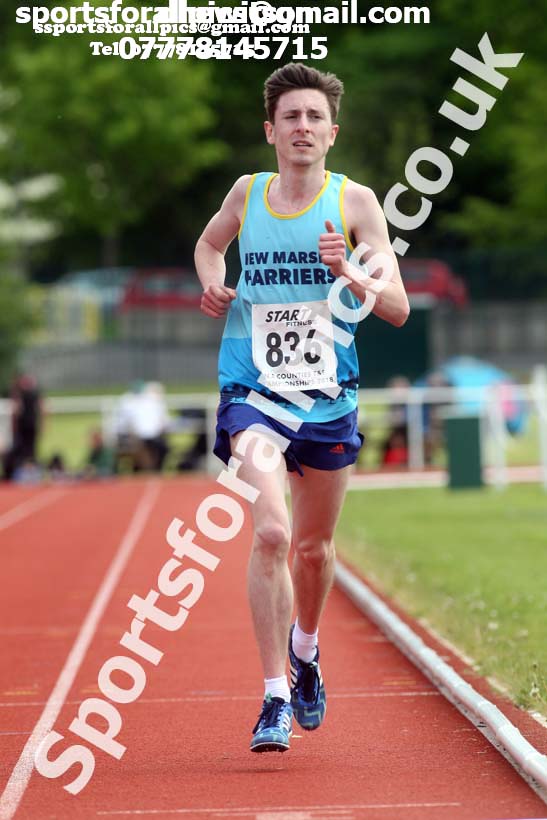 Senior and under-20s mens 5000 metres, North Eastern Track and Fields Champs., Middlesbrough. Photo: David T. Hewitson/Sports for All Pics